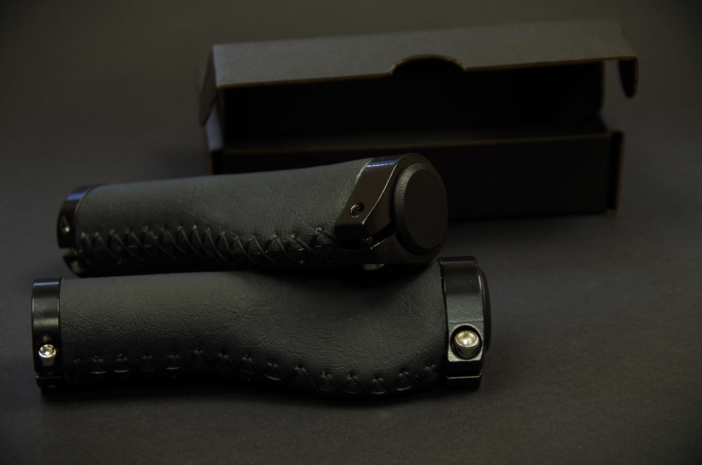 Leather imitation  ergonomic handles