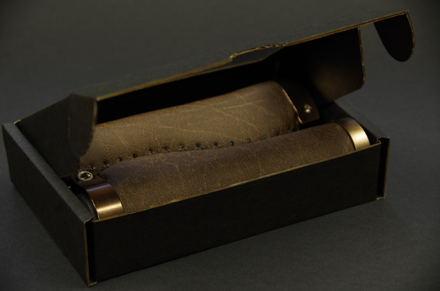 Leather imitation  ergonomic handles