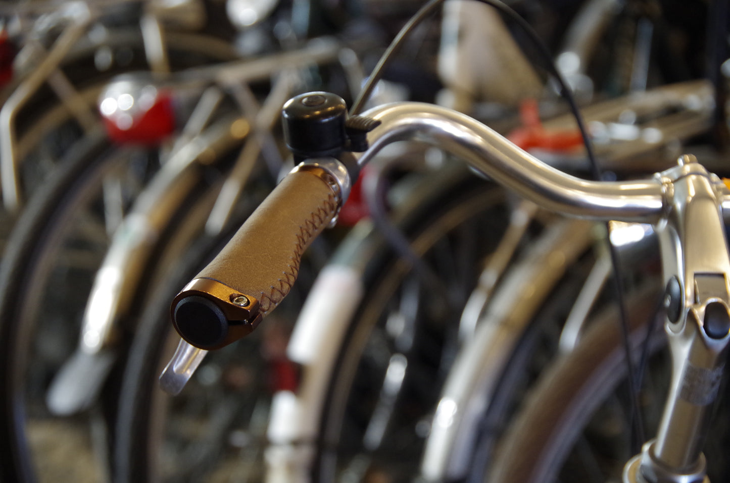 Leather imitation  ergonomic handles