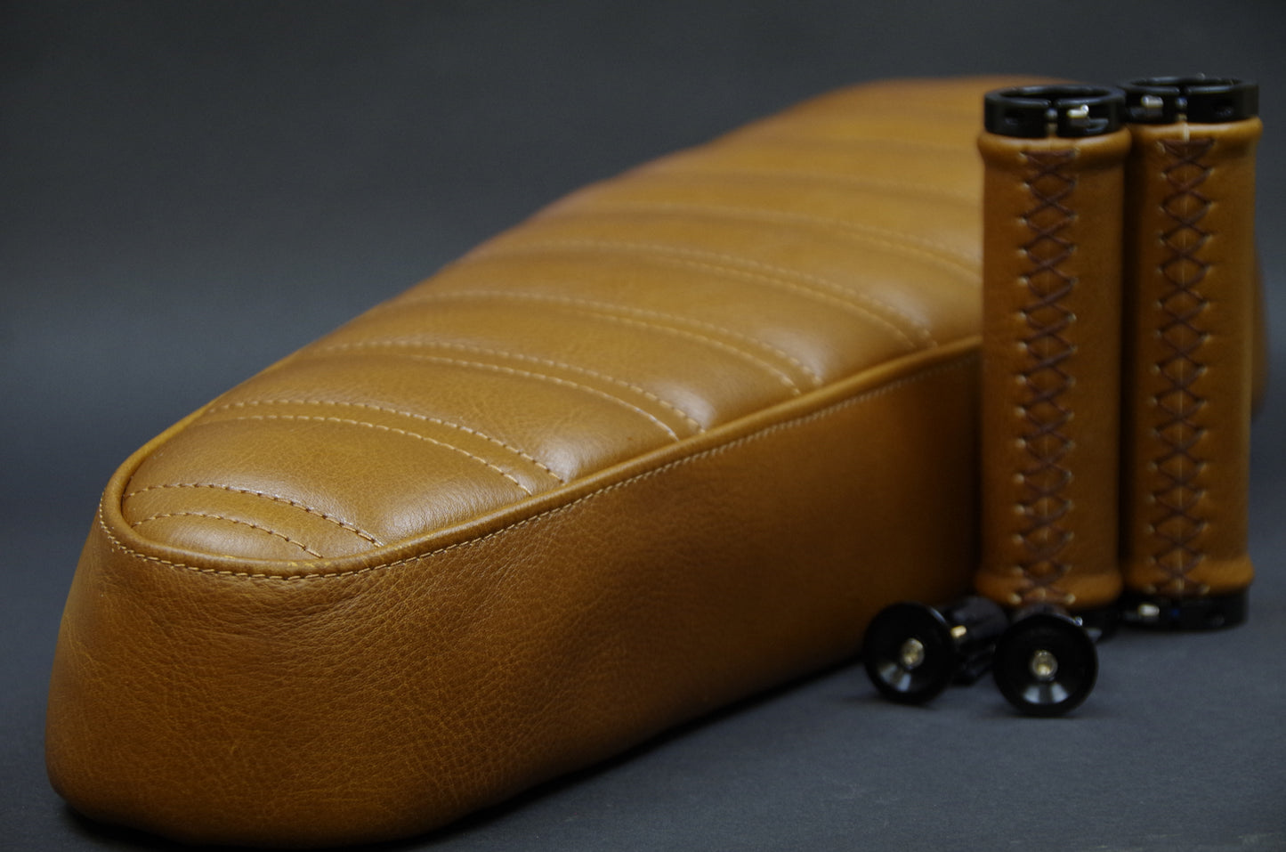 Super 73 bike-seat with handles