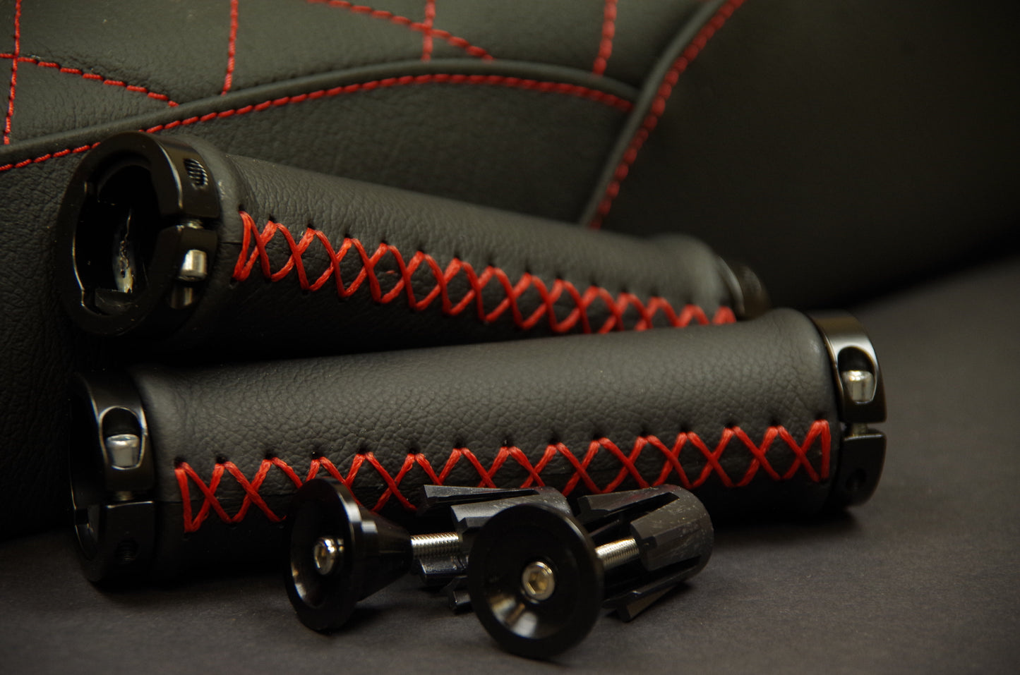 Super 73 bike-seat with handles