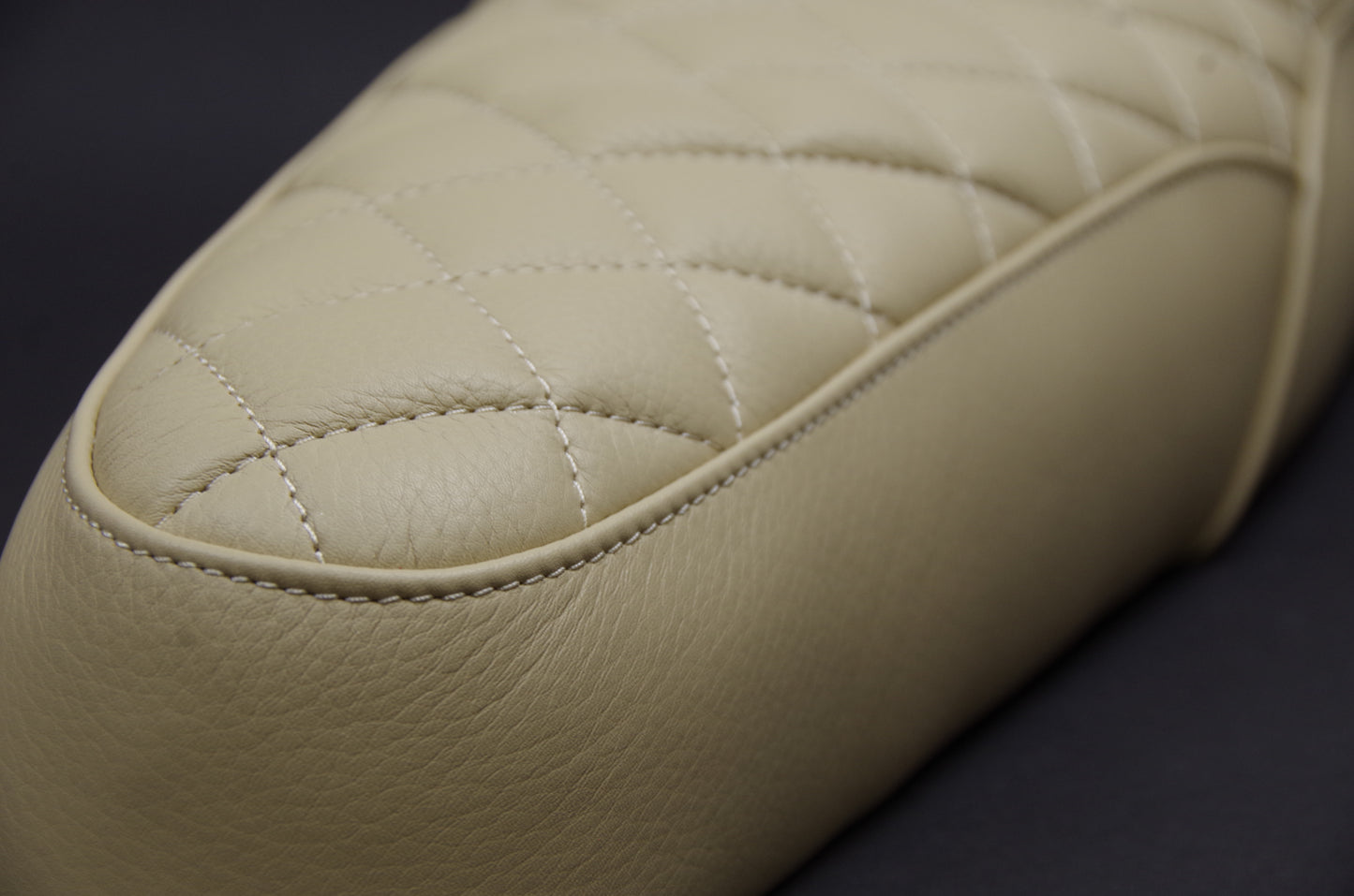 Super 73 bike-seat with handles