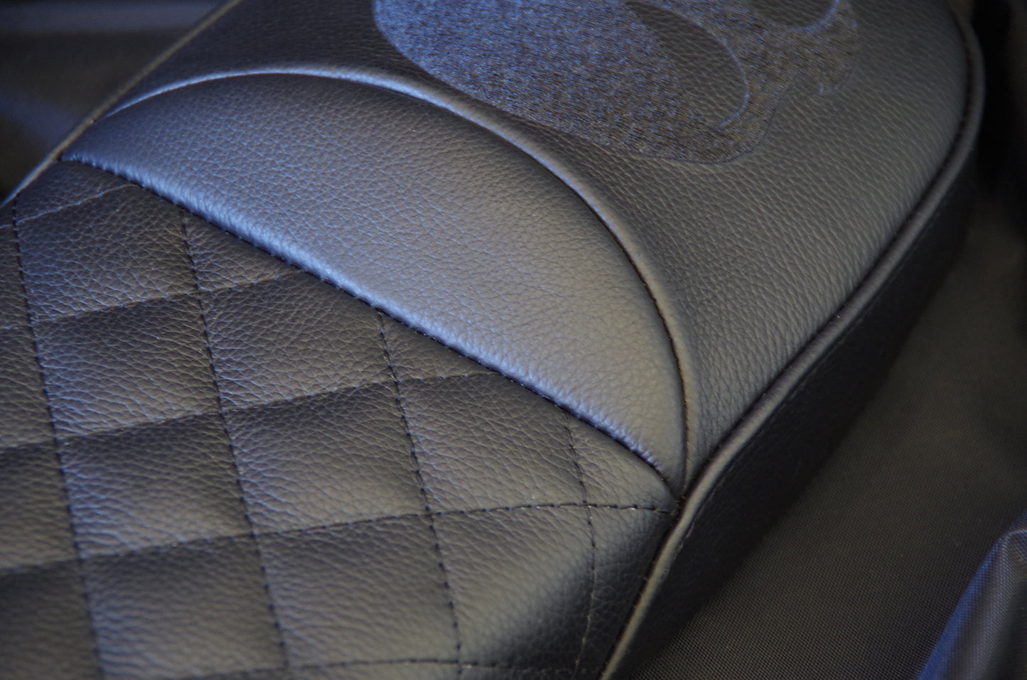 Super 73 bike-Speedster seat. Fits for RX.